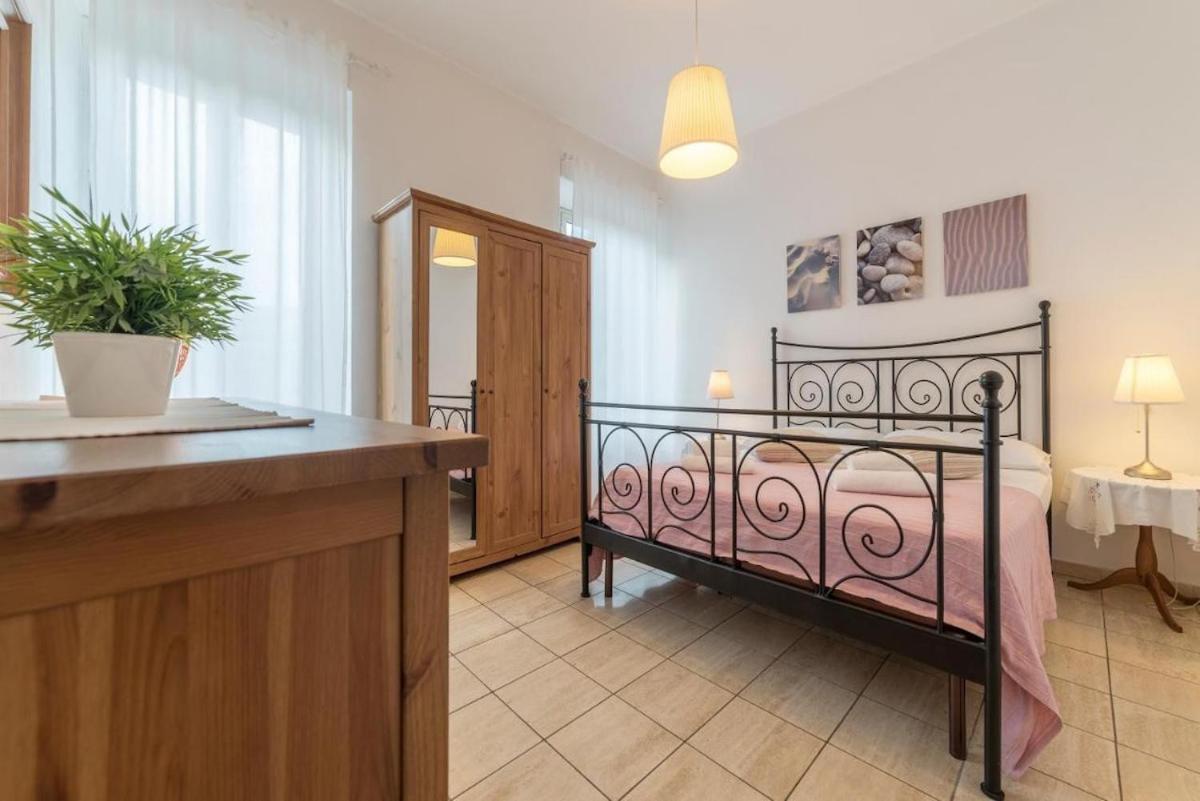 Romeathome146 - Monti Rome